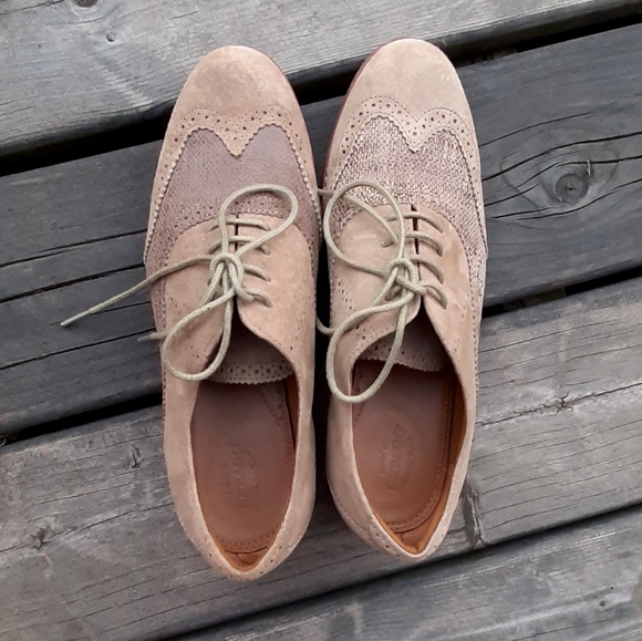 Sebago Lace-Up Dress Shoe - Picture 2 of 8